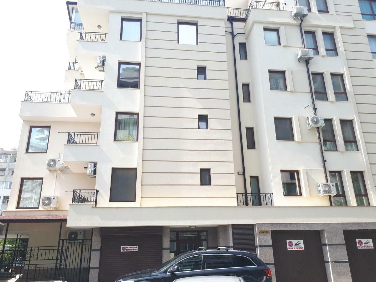 Apartments Flora 1 Бургас Экстерьер фото